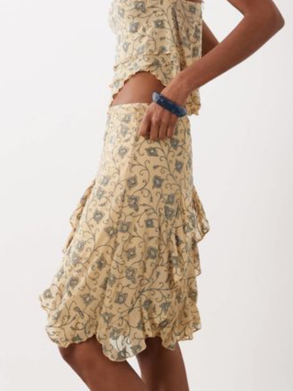 Motel Luisa Flocked Ruffled Midi Skirt in Winding Ivy Pale Yellow NWT Size S - Picture 3 of 7